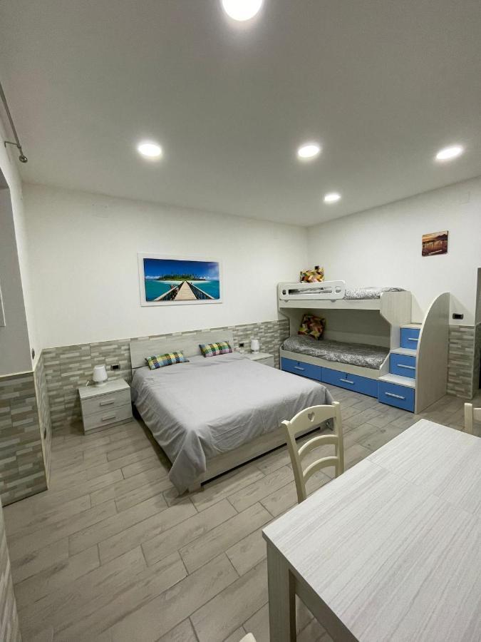 Casa Vacanze Luisa 나폴리 외부 사진